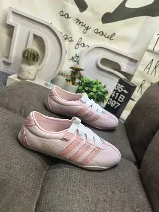 Adidas Samba OG Pink and White Lifestyle Sneakers 9