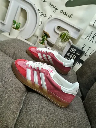 Adidas Samba OG Red and White Lifestyle Sneakers 7
