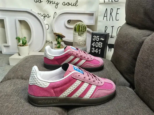 Adidas Samba OG Red White Gum Lifestyle Sneakers 11