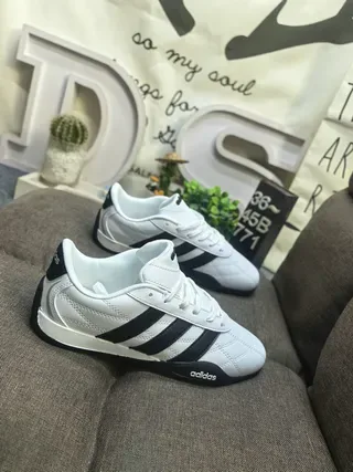 Adidas Samba White and Black Lifestyle Sneakers 9