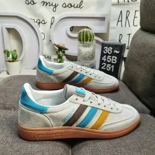 Adidas Spezial ग्रे मल्टीकलर स्यूड ऊपरी तीन रंग की पट्टी डिटेल लाइफस्टाइल स्नीकर