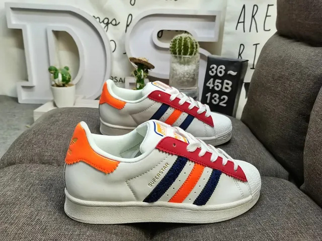 Adidas Superstar Dumbo Collaboration Off-White Mint Green Lifestyle Sneakers 21