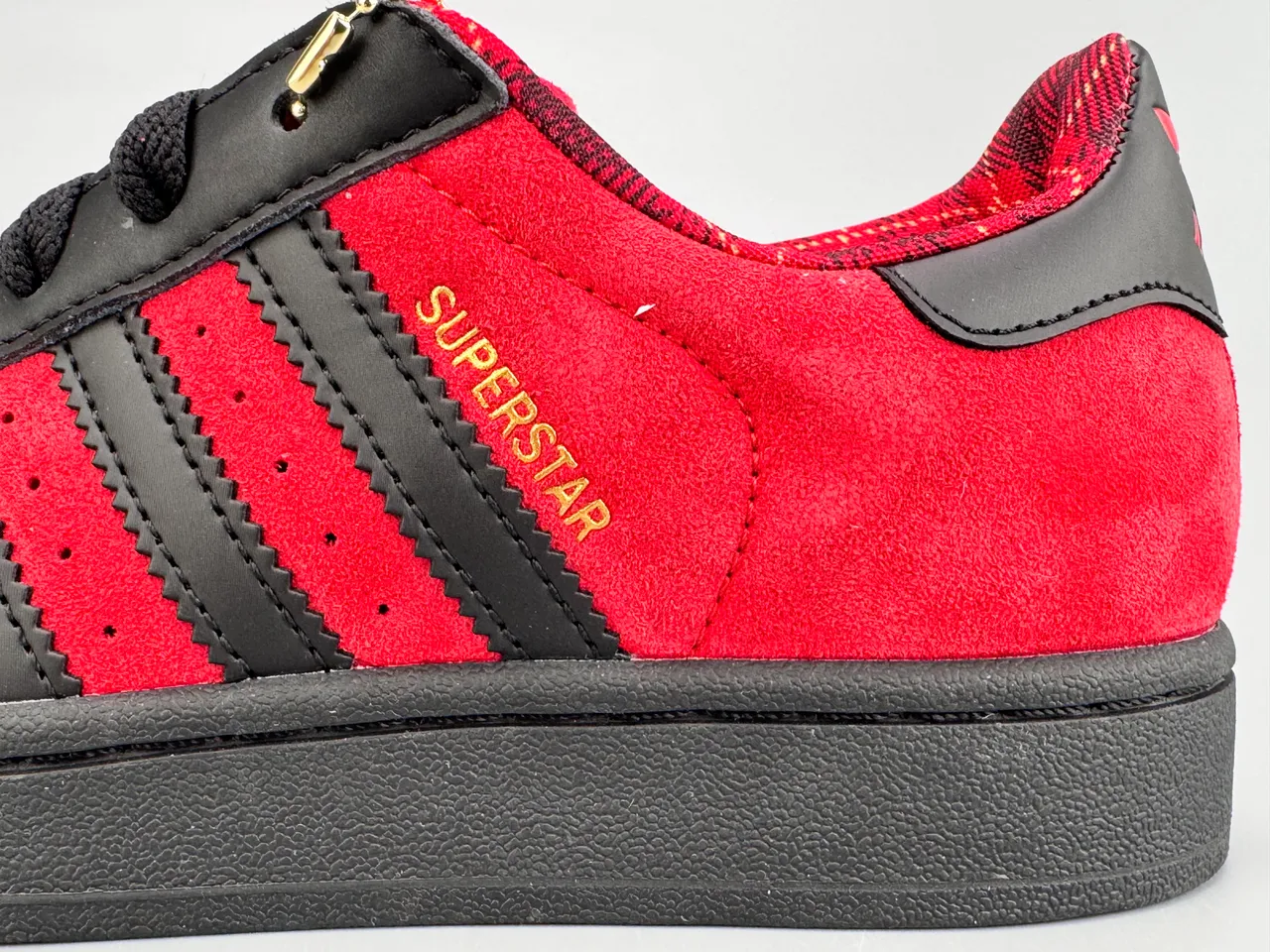 Adidas Superstar 红黑麂皮休闲运动鞋 9