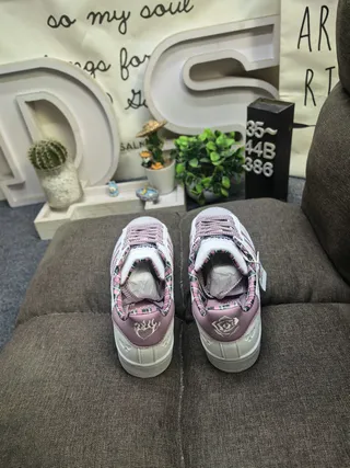 Adidas Superstar White and Mauve Heart Embossed Lifestyle Sneakers 8