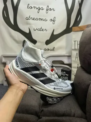 Adidas Terrex Agravic Flow GORE-TEX White Black Running Shoes 5