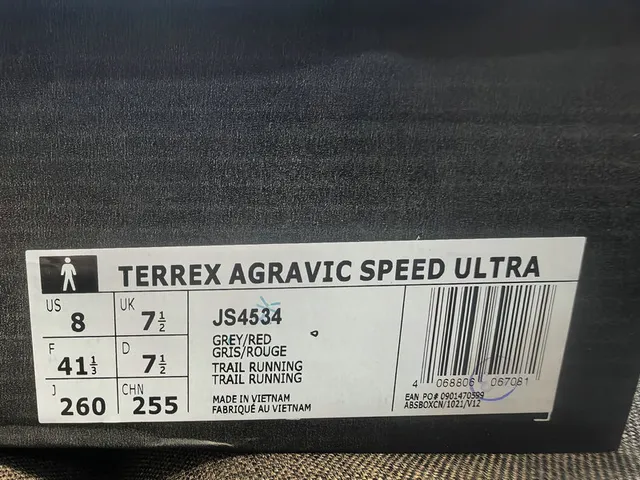 Adidas TERREX Gray Red Mesh Upper Three Stripes Running Shoes 2