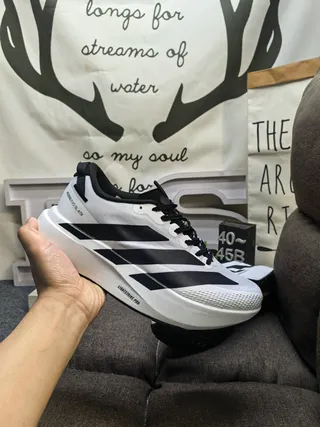 Adidas White Black Lightweight Mesh Upper Lifestyle Sneakers 5