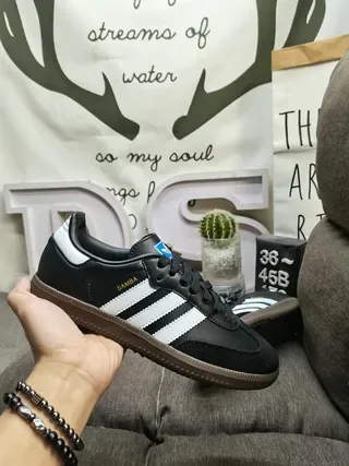 Adidas White Black Low-Top Leather Upper Lifestyle Sneakers 5