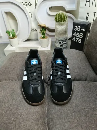 Adidas White Black Low-Top Leather Upper Lifestyle Sneakers 10
