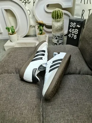 Adidas White Black Low-Top Leather Upper Lifestyle Sneakers 16