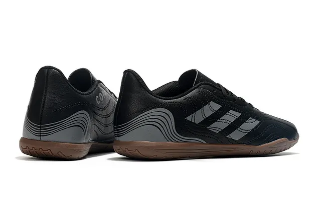 Adidas Tênis de futebol indoor branco e preto sintético acolchoado superior três listras 15