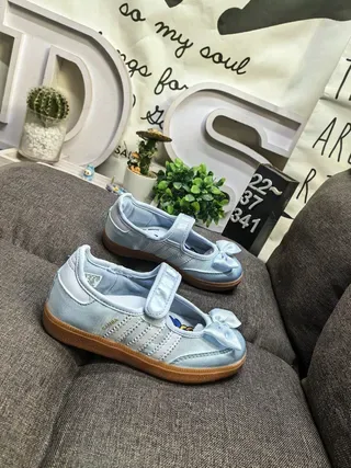 Adidas White Blue Laceless Velcro Strap Three-Stripe Side Panel Lifestyle Sneakers 9