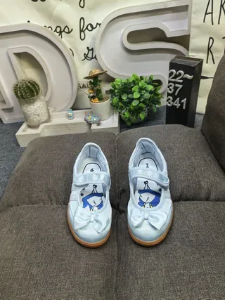 Adidas White Blue Laceless Velcro Strap Three-Stripe Side Panel Lifestyle Sneakers 10