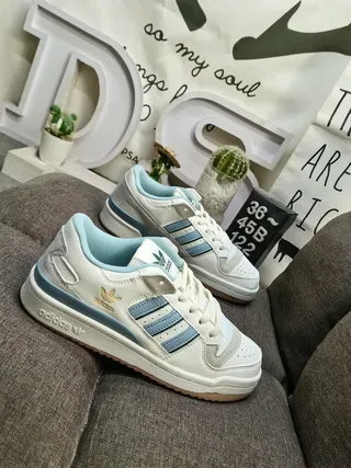 Adidas White Blue Low-Top Cupsole Lifestyle Sneakers 9