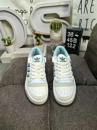 Adidas White Blue Low-Top Cupsole Lifestyle Sneakers 10