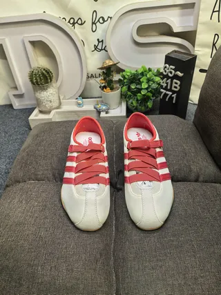 Adidas White Red Low-Top Velcro Strap Lifestyle Sneakers 10