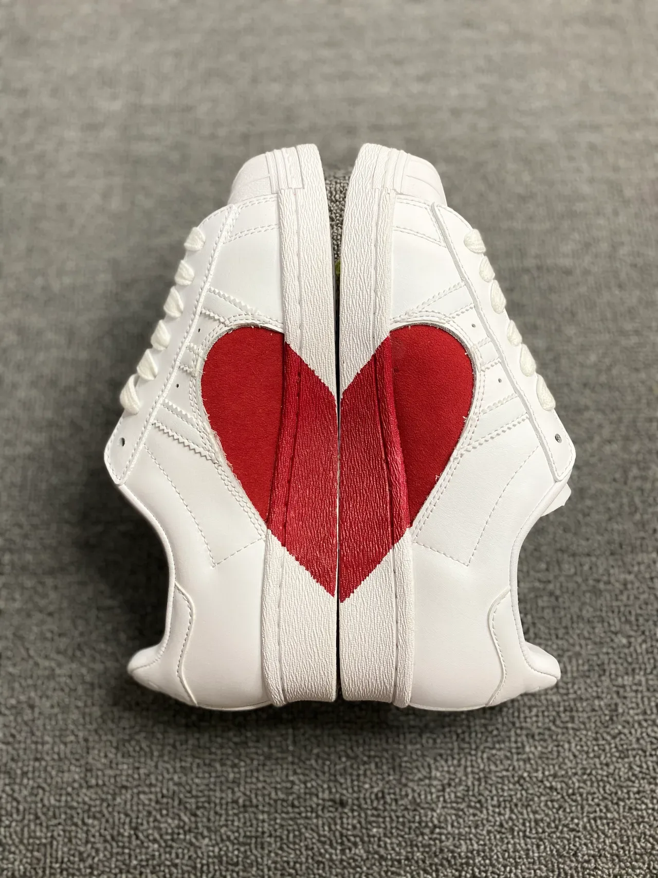 Adidas White Red Shell-Toe Three-Stripe Panel Lifestyle Sneakers 2