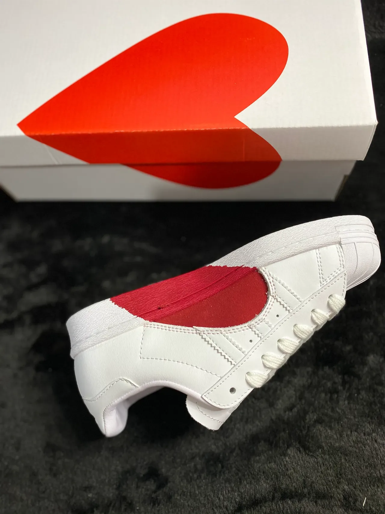 Adidas White Red Shell-Toe Three-Stripe Panel Lifestyle Sneakers 13