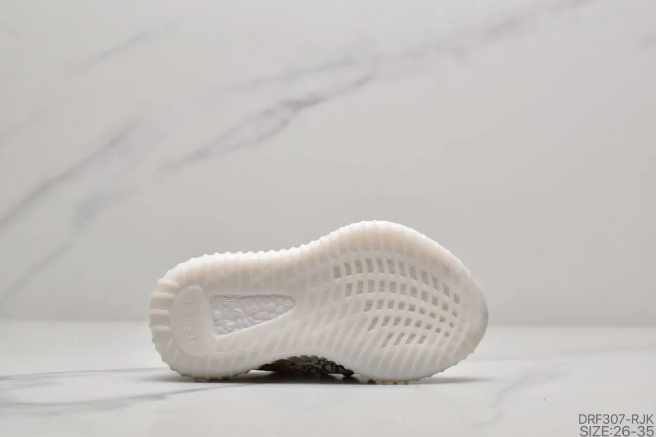 Adidas Yeezy Boost 700 भूरा काला नक्काशी मध्य तल पिंजरा ओवरले निर्माण जीवन शैली जूते 2