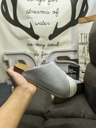Adidas Yeezy Slide Gray and White Slippers 5