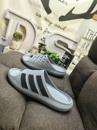 Adidas Yeezy Slide Light Gray Black Slippers 7