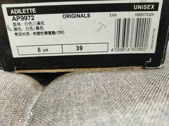 Adidas Yeezy Slide White Trefoil Slippers 2