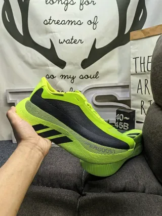 Adidas Yellow Black Laceless Slip-On Knit Upper Lifestyle Sneakers 5