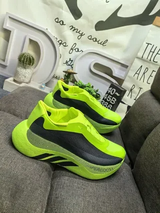 Adidas Yellow Black Laceless Slip-On Knit Upper Lifestyle Sneakers 9