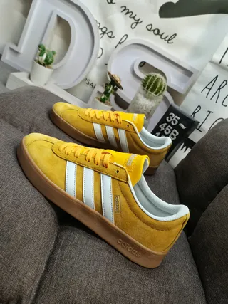 Adidas Yellow White Suede Upper Three-Stripe Side Panel Lifestyle Sneakers 7