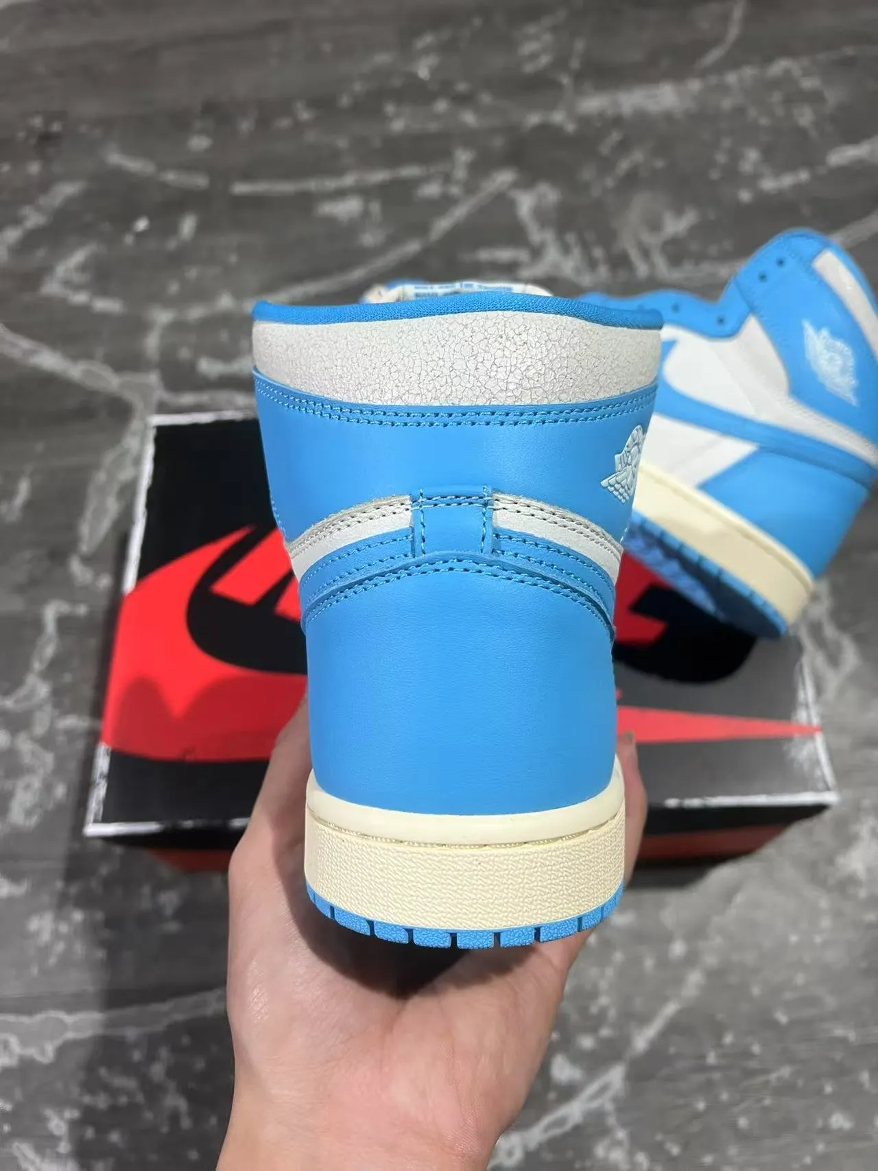 Air Jordan 1 Blue and White High-Top Basketball Shoes 8