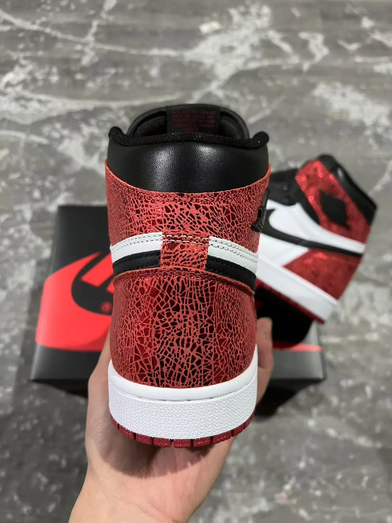 Chaussures de basketball Air Jordan 1 High en mesh rouge noir blanc 8