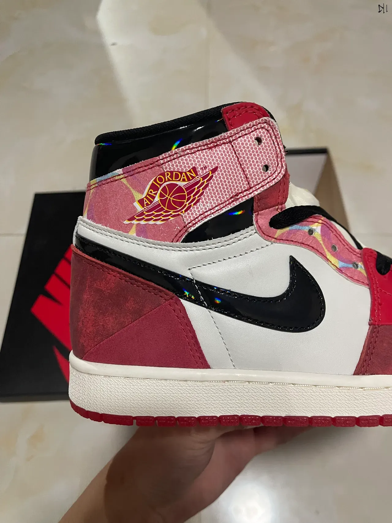 Air Jordan 1 High Multi-Material أحمر أبيض أسود أحذية كرة السلة 7