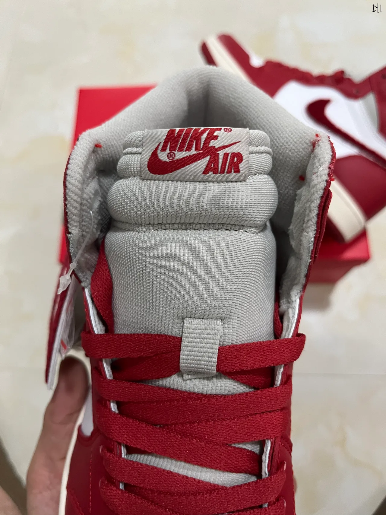Air Jordan 1 High Red and White Basketball Shoes 5