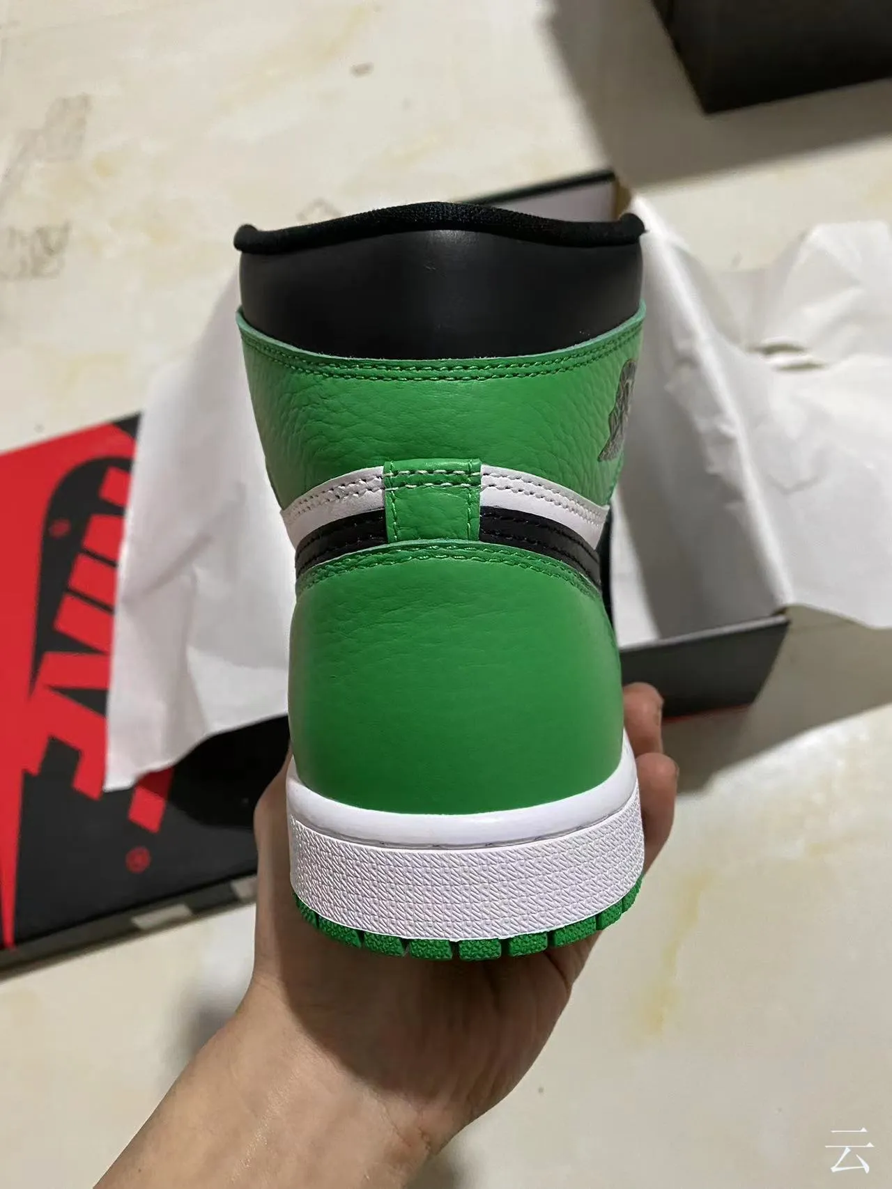Air Jordan 1 High White Black Green Basketball Shoes 8