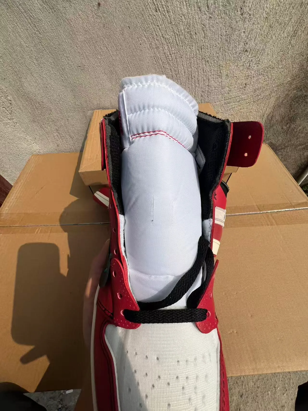 Air Jordan 1 Off-White x Nike 'University Red' Chaussures de basketball déconstruites 4