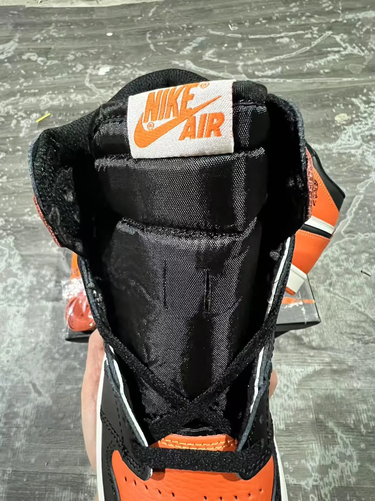 Air Jordan 1 Orange Black High-Top Leather-Paneled Basketball Shoes 5