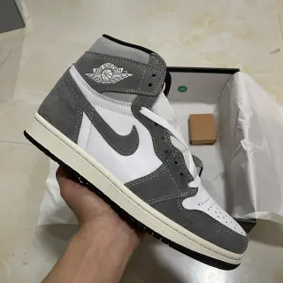 Air Jordan 1 White and Gray Suede High-Top Basketball Shoes