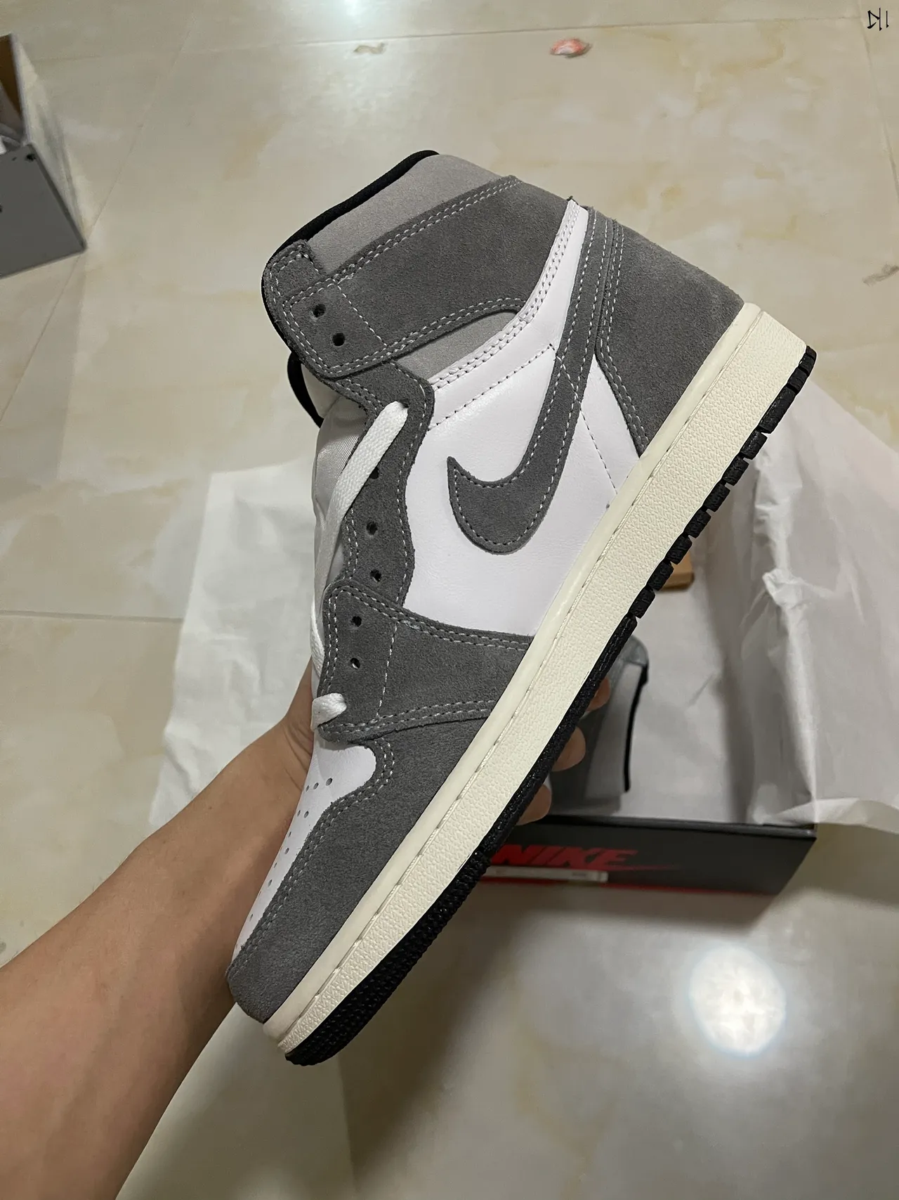 Air Jordan 1 White and Gray Suede High-Top Basketball Shoes 4