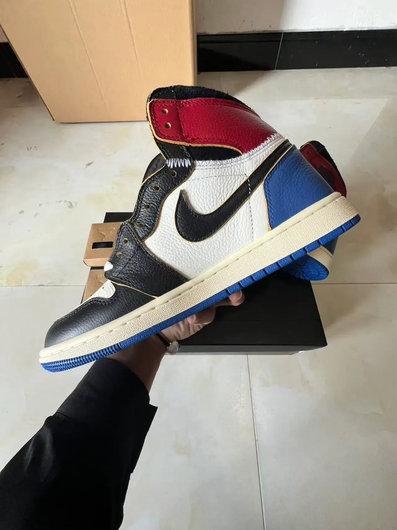 Air Jordan 1 Chaussures de Basket Blanc Bleu Hautes en Cuir 5
