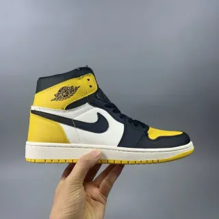 Air Jordan 1 Yellow Black White Basketball Shoes