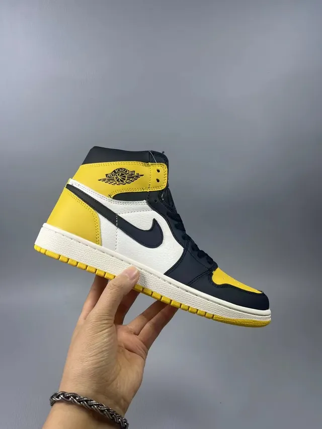 Air Jordan 1 Yellow Black White Basketball Shoes 7