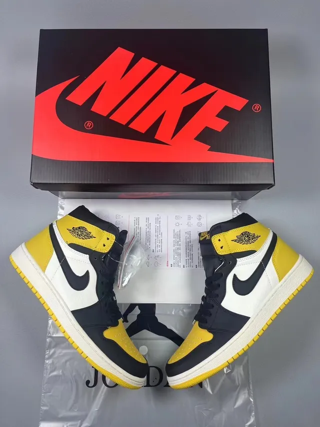 Air Jordan 1 Yellow Black White Basketball Shoes 9