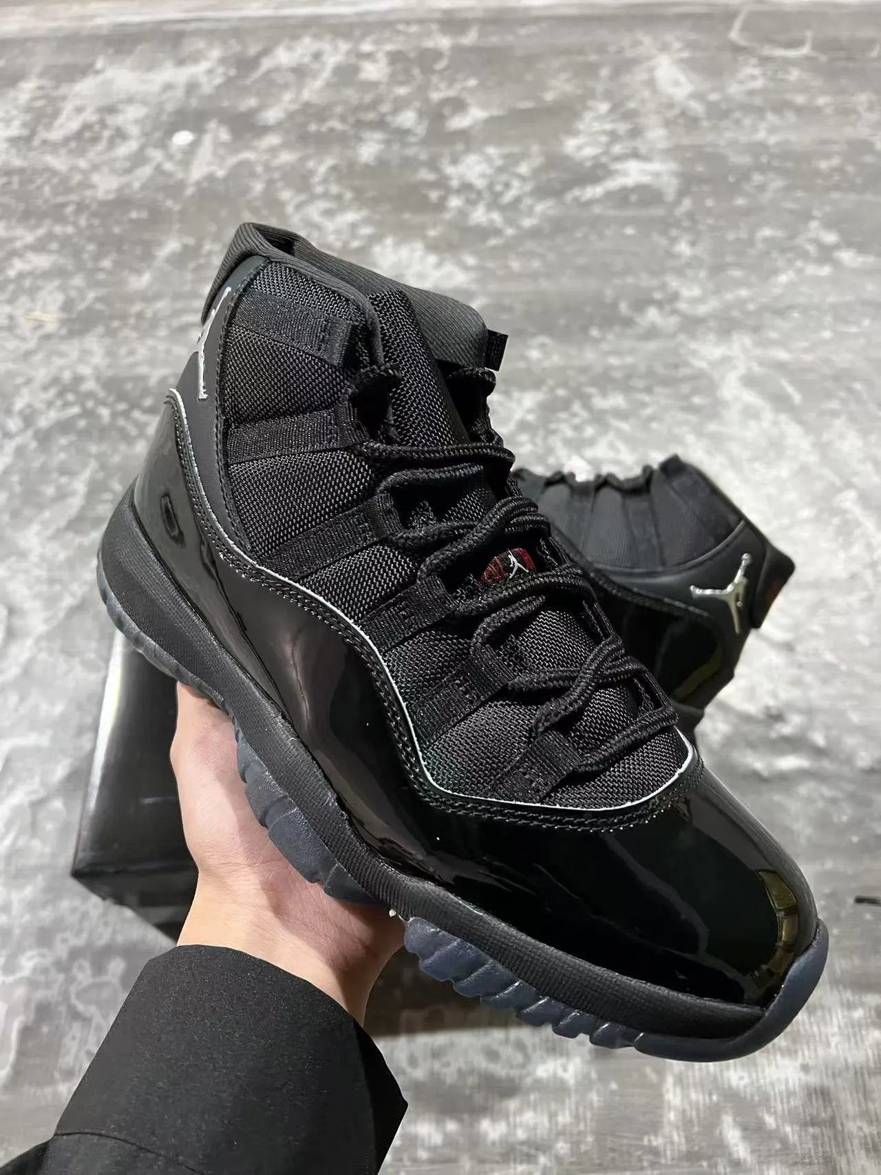 Air Jordan 11 Black Patent Leather Basketball Shoes 2