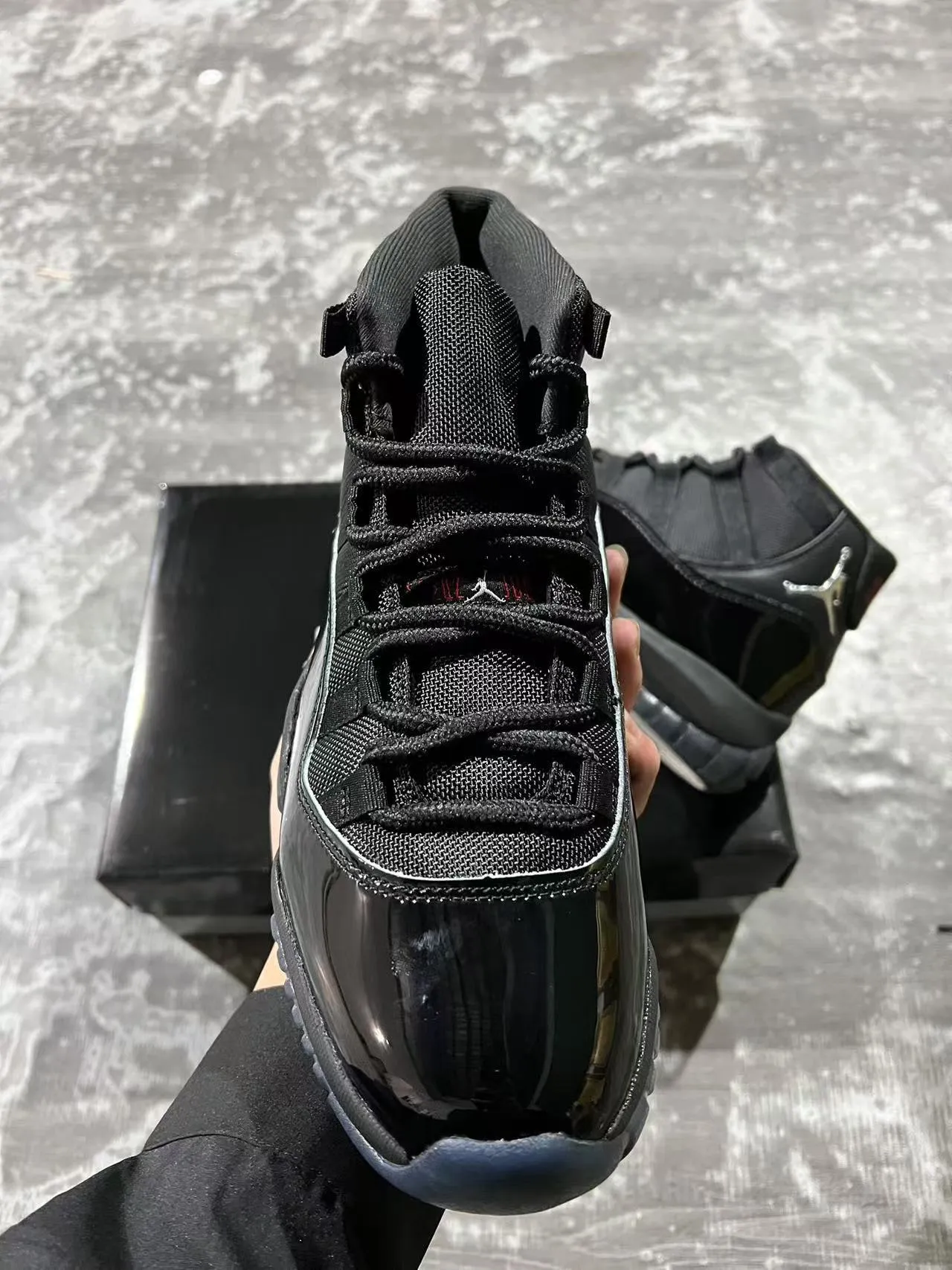 Air Jordan 11 Black Patent Leather Basketball Shoes 3