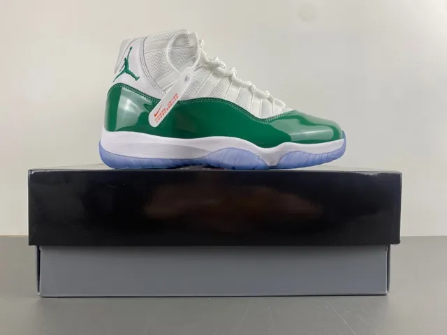 Air Jordan 11 Emerald Green Patent Leather Tênis de basquete 14