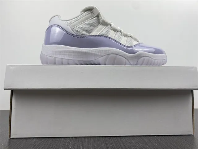 Air Jordan 11 Lavender Patent Leather Basketball Shoes 13