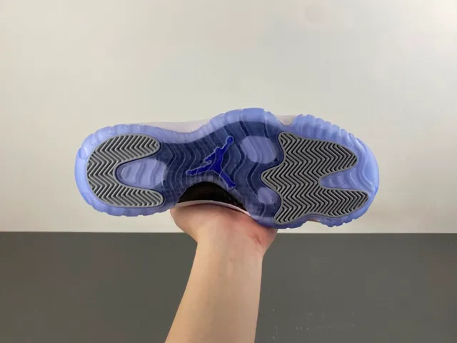 Air Jordan 11 Metallic Silver Purple Basketball Shoes 9