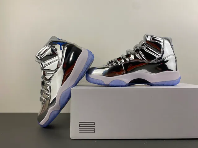 Air Jordan 11 Metallic Silver Purple Basketball Shoes 15