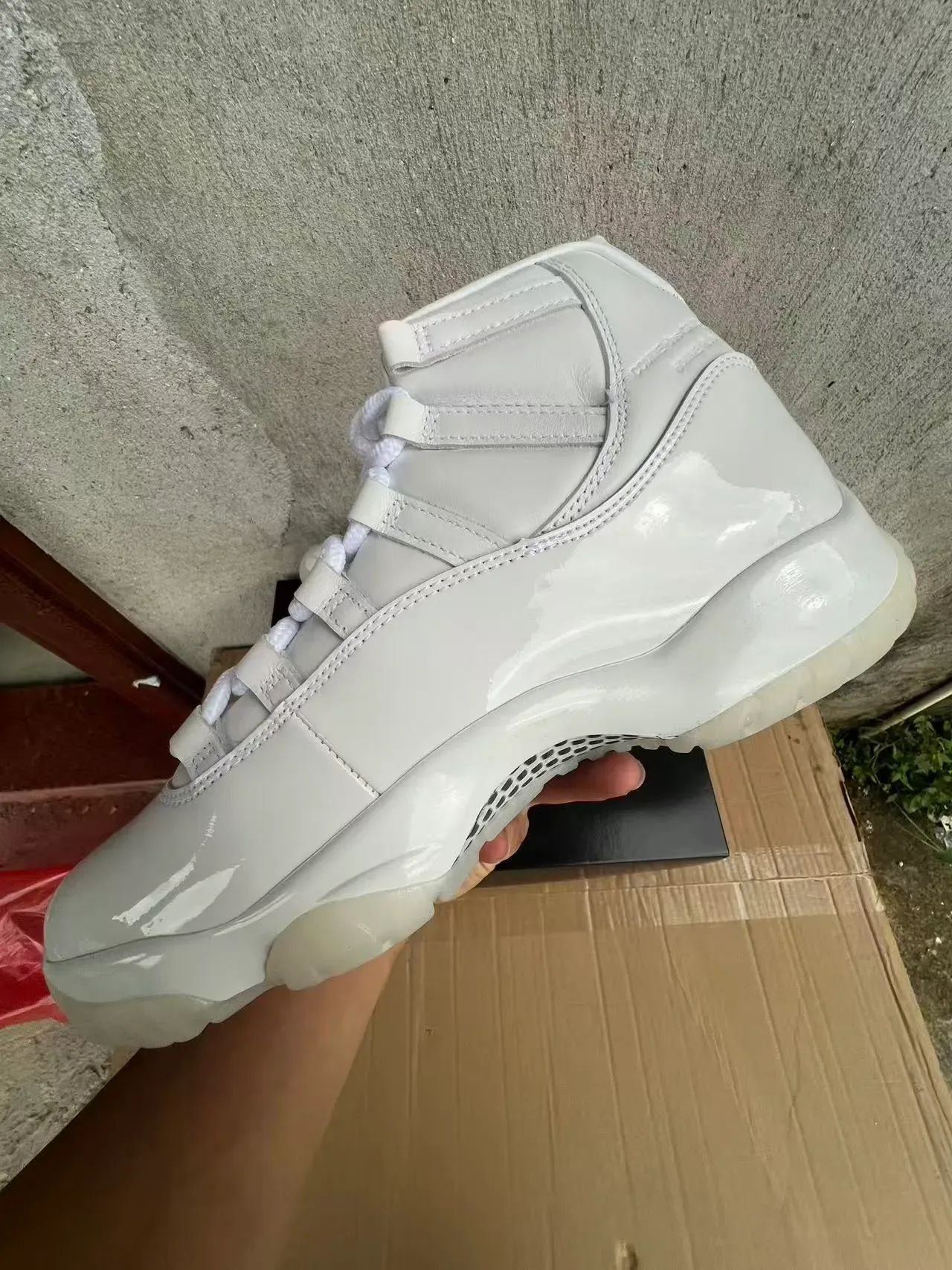 Air Jordan 11 Branco Couro Patentado Tênis de Basquete 5