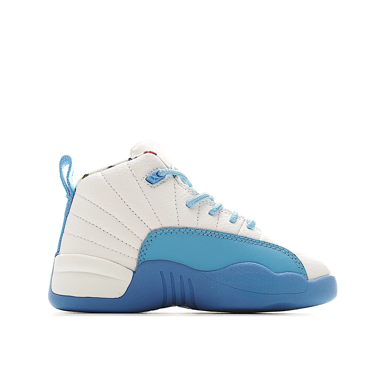 Chaussures de basketball pour enfants Air Jordan 12 blanc et bleu 16